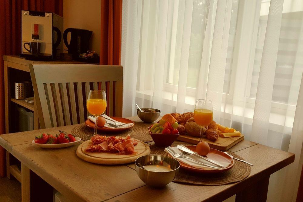 Hotel Dolores Ameland Hollum  Extérieur photo
