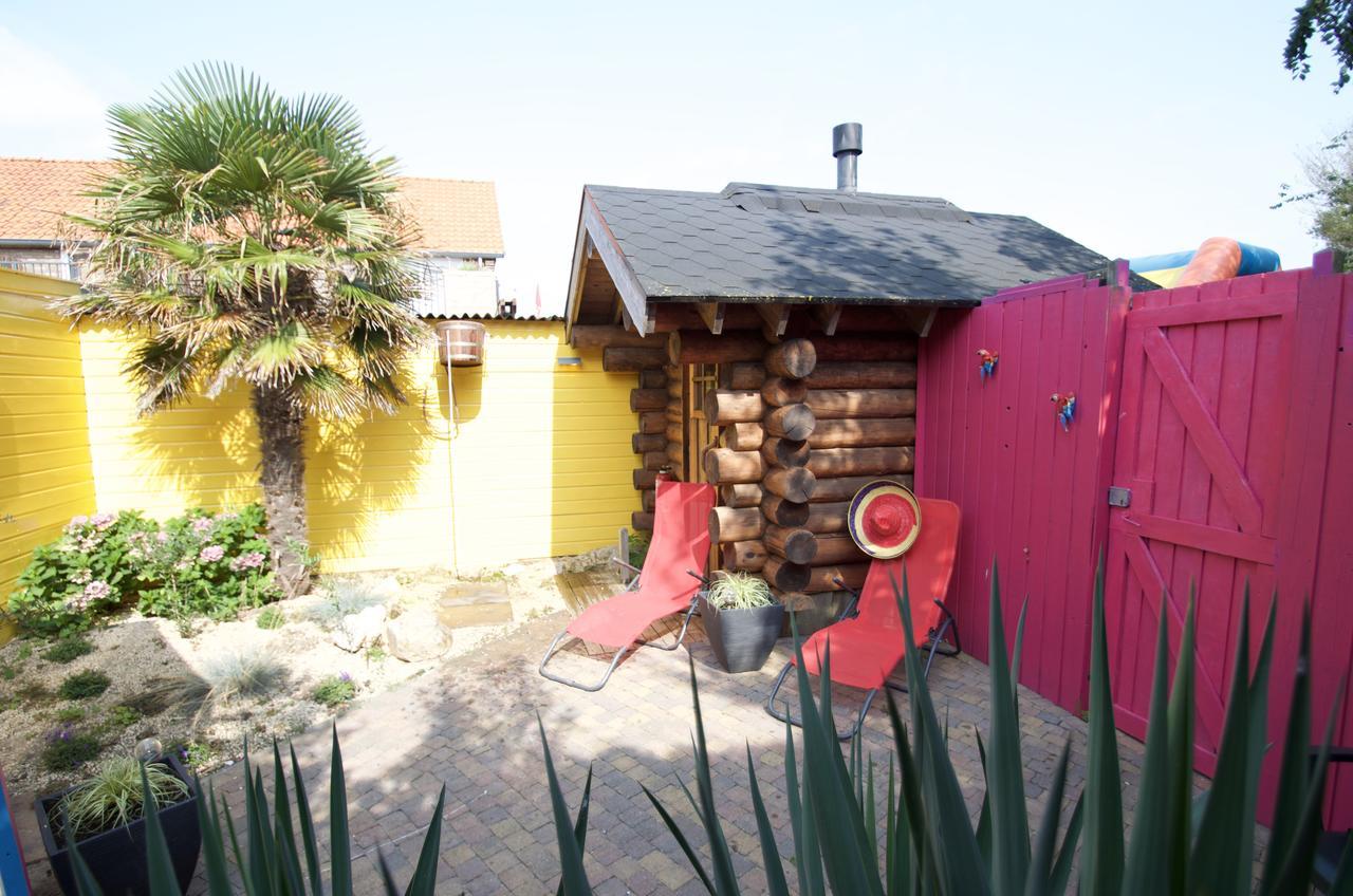 Hotel Dolores Ameland Hollum  Extérieur photo