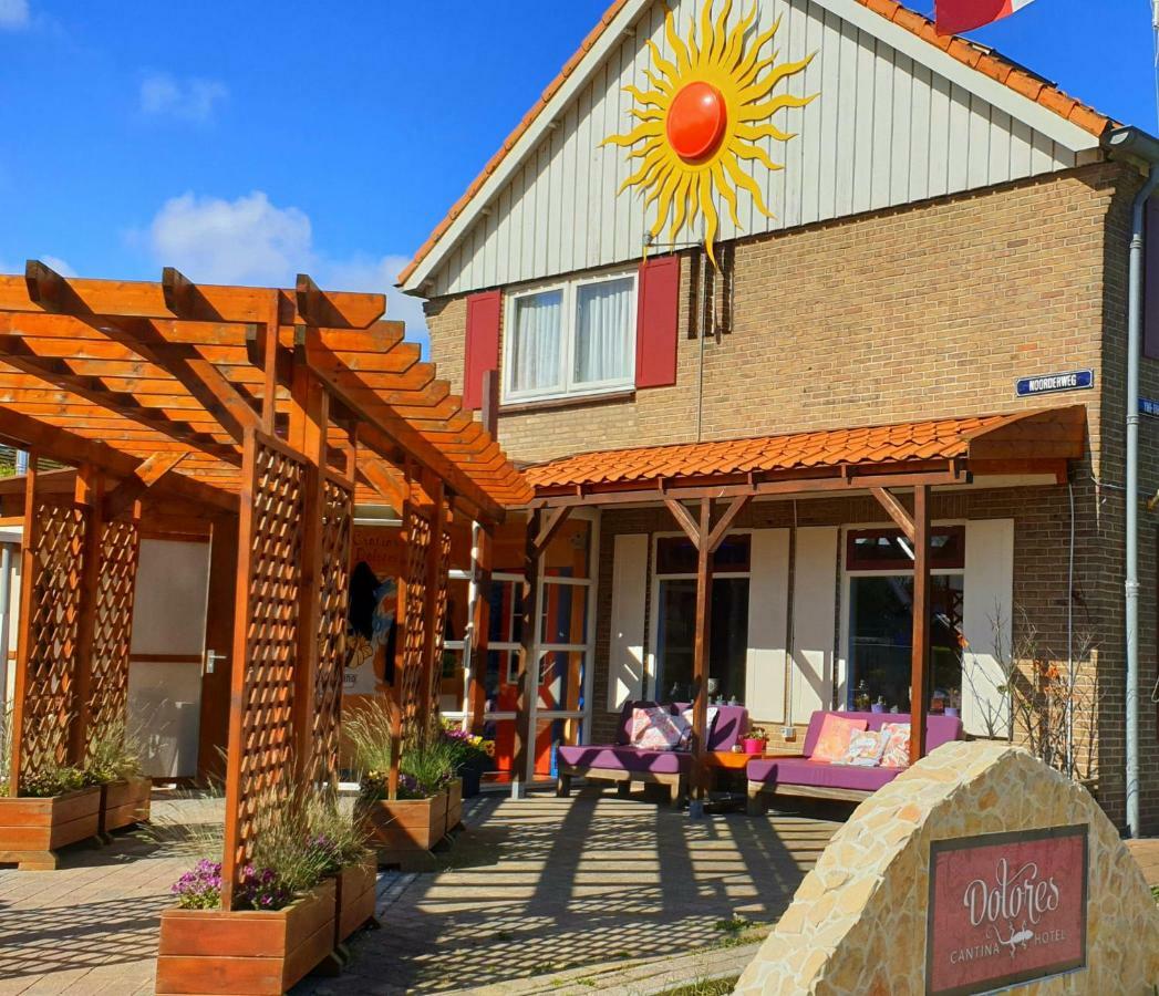 Hotel Dolores Ameland Hollum  Extérieur photo